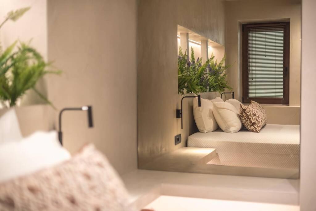 Apollonos 28 Luxury Suites Athens Ngoại thất bức ảnh