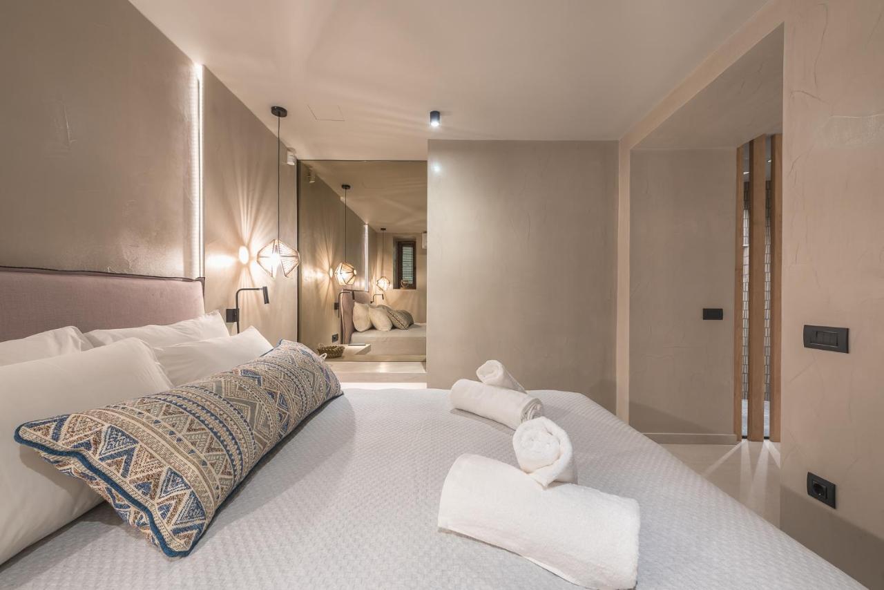 Apollonos 28 Luxury Suites Athens Ngoại thất bức ảnh