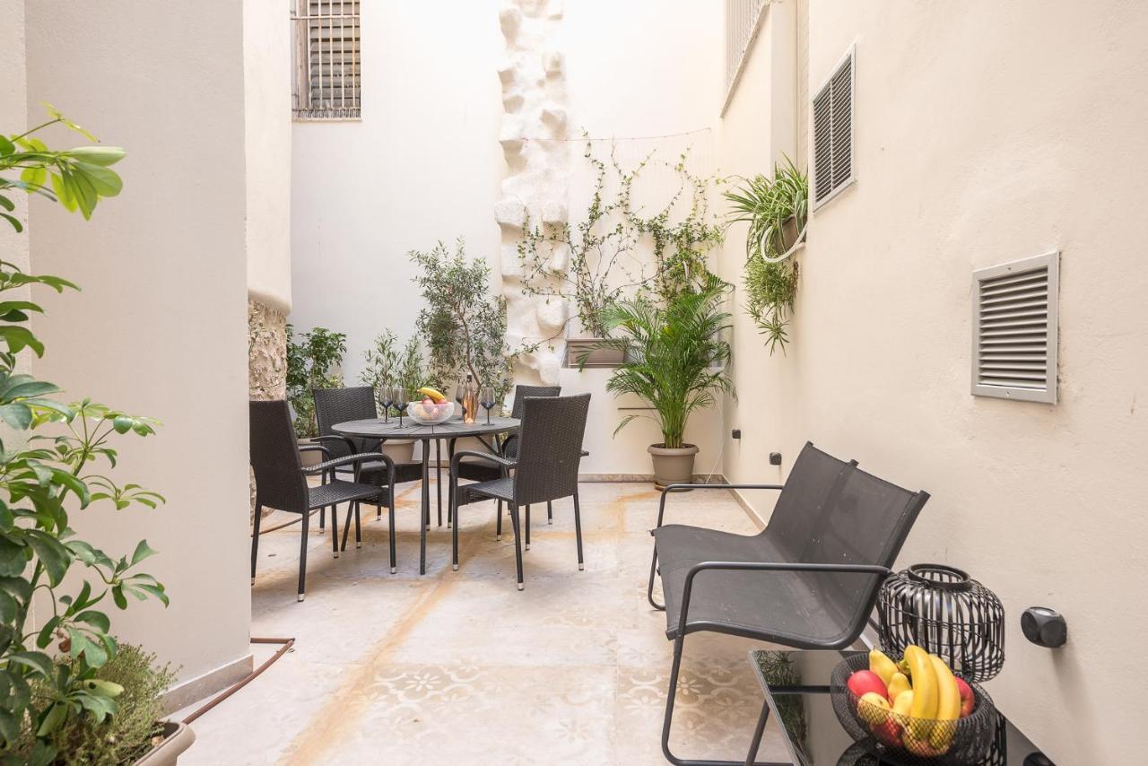 Apollonos 28 Luxury Suites Athens Ngoại thất bức ảnh