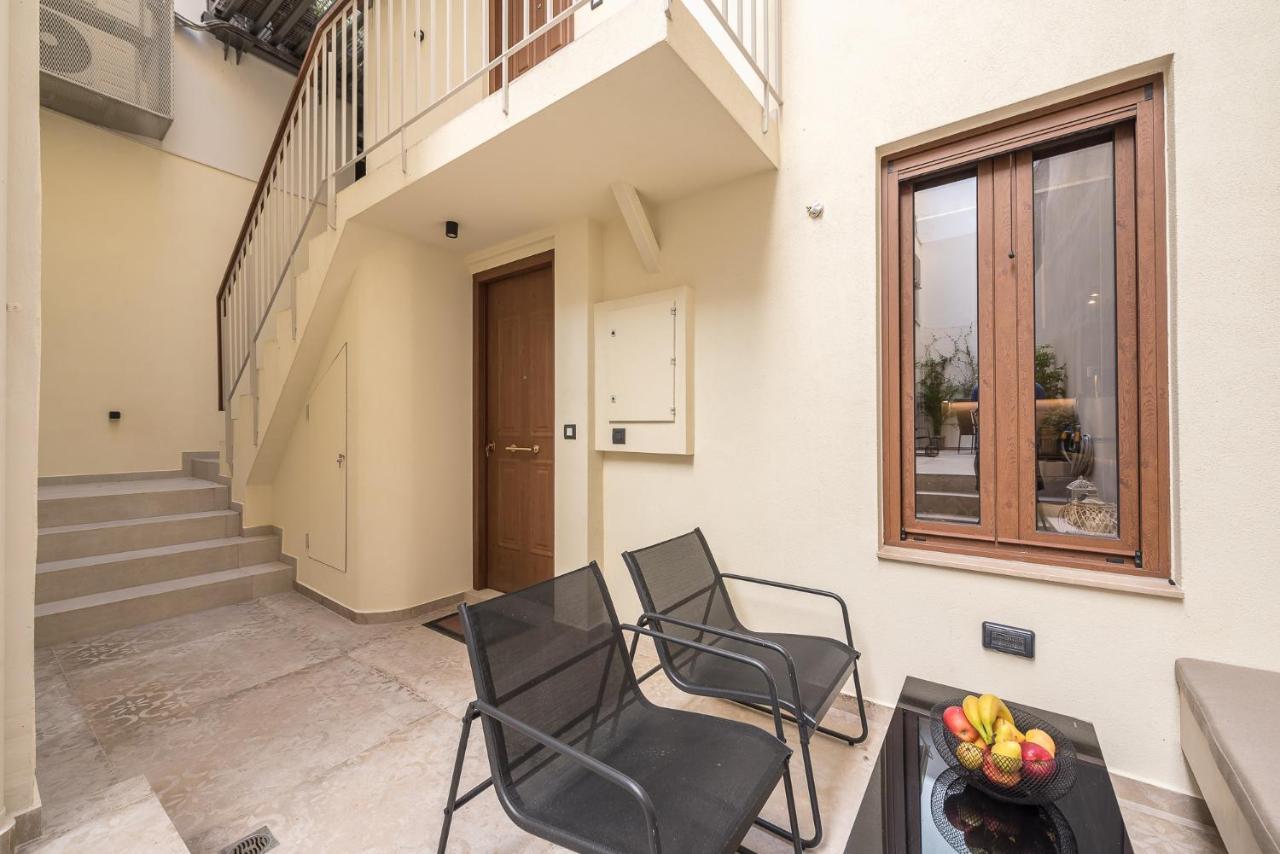 Apollonos 28 Luxury Suites Athens Ngoại thất bức ảnh