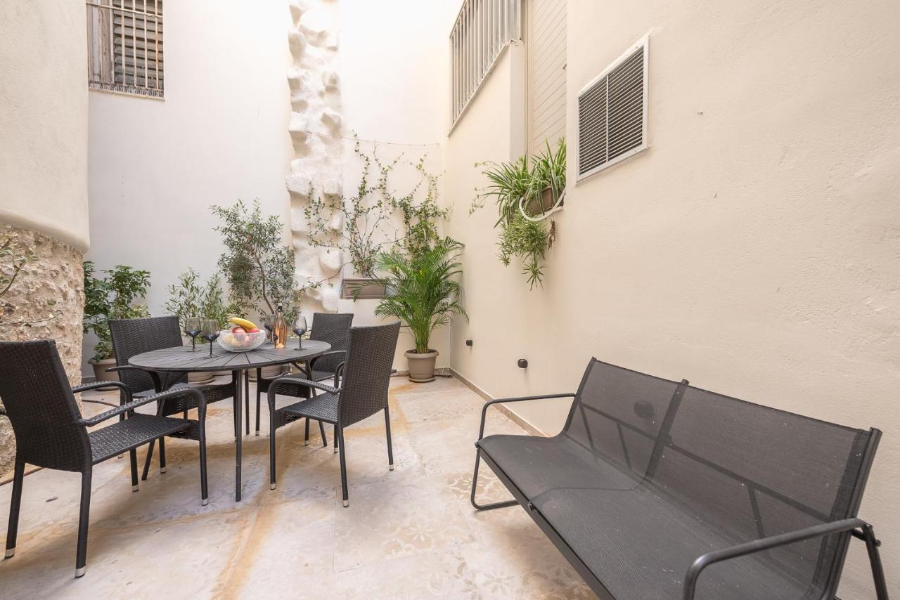 Apollonos 28 Luxury Suites Athens Ngoại thất bức ảnh